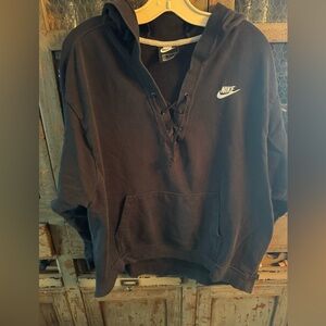 Retro Nike pullover